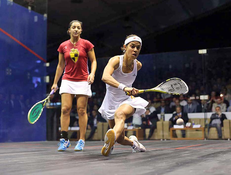 Malaysian World No. 1 Nicol David (R) defeated Raneem El Weily on the Egyptian's home soil. (image: Steve Line/squashpics.com)