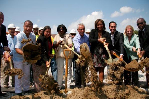 Pictured from left to right: Paul Cussen - MetroSquash Board Chair, Ken Dunkin - State Representative, Amy Anthony - POAH President & CEO , A Burnham at Woodlawn Park Resident, Mayor Rahm Emanuel, Kareemah Bates - MetroSquash Student, Julián Castro - HUD Secretary, Melissa Bean - JPMC Midwest Chair, Willie B. Cochran - 20th Ward Alderman (image: MetroSquash)